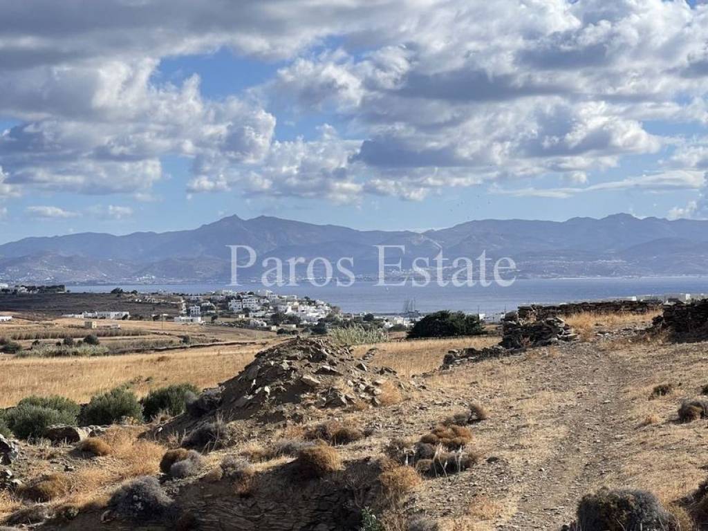 Θέα από το αγροτεμάχιο