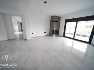 Forumland Real Estate, Σαλόνι με τζάκι