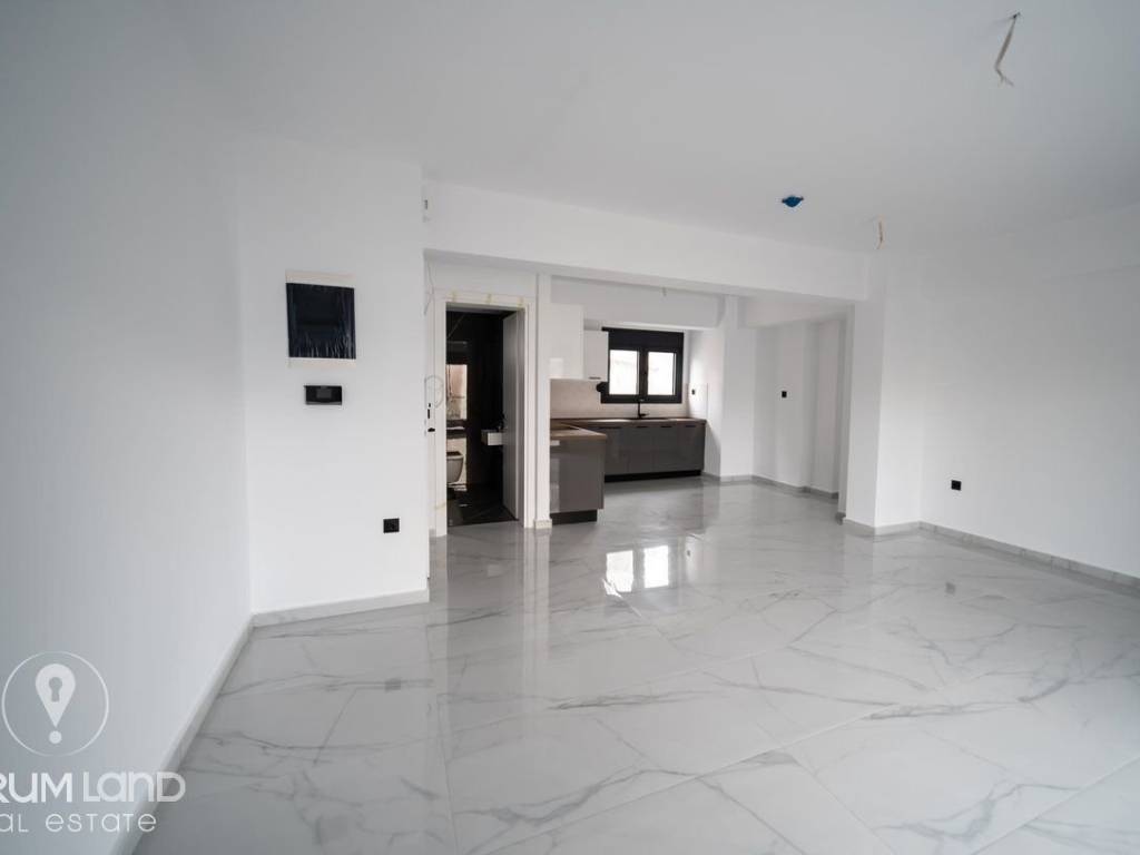 Forumland Real Estate, Σαλόνι με τζάκι