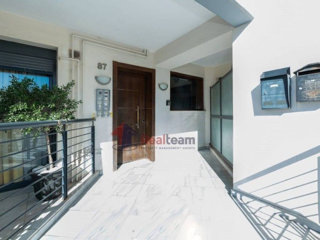 Εξωτερικοι χώροι