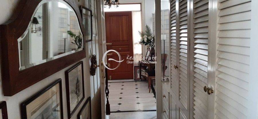 Εσωτερικοι χώροι