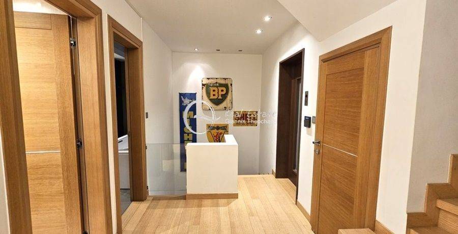 Εσωτερικοι χώροι