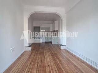 Σαλοκουζίνα