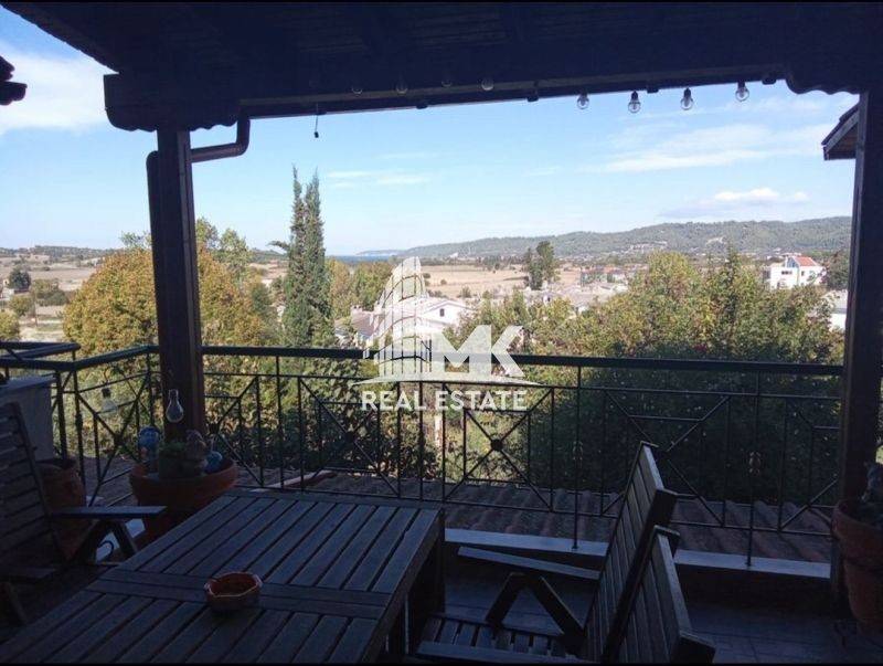 Θέα από μπαλκόνι