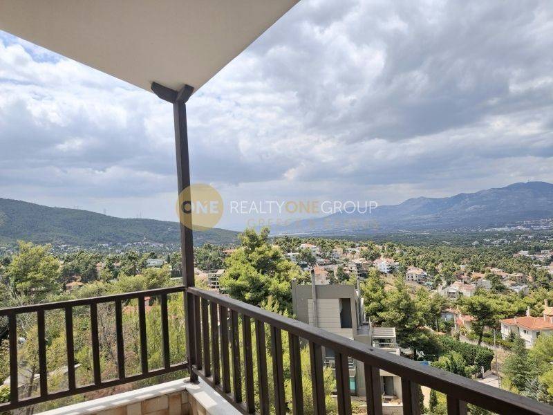 Θέα από μπαλκόνι