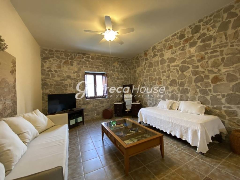 Luxurious Villa Complex with Panoramic Views in Epidaurus