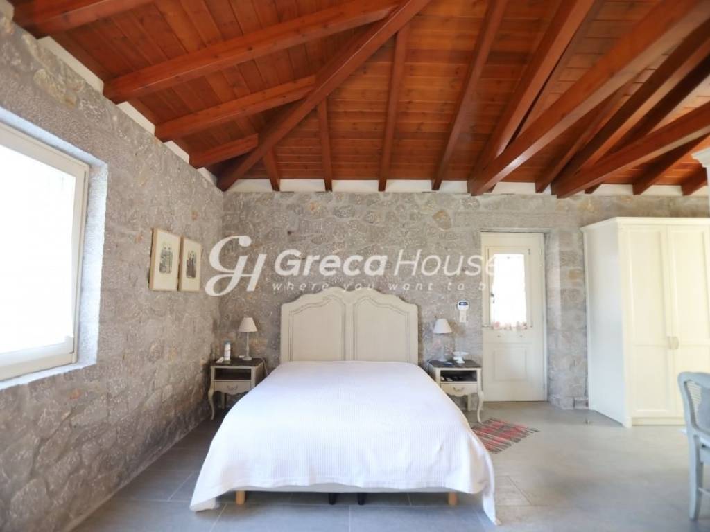 Luxurious Villa Complex with Panoramic Views in Epidaurus