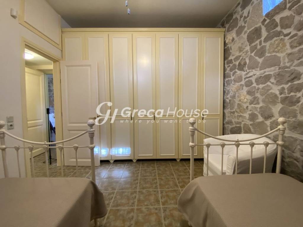 Luxurious Villa Complex with Panoramic Views in Epidaurus