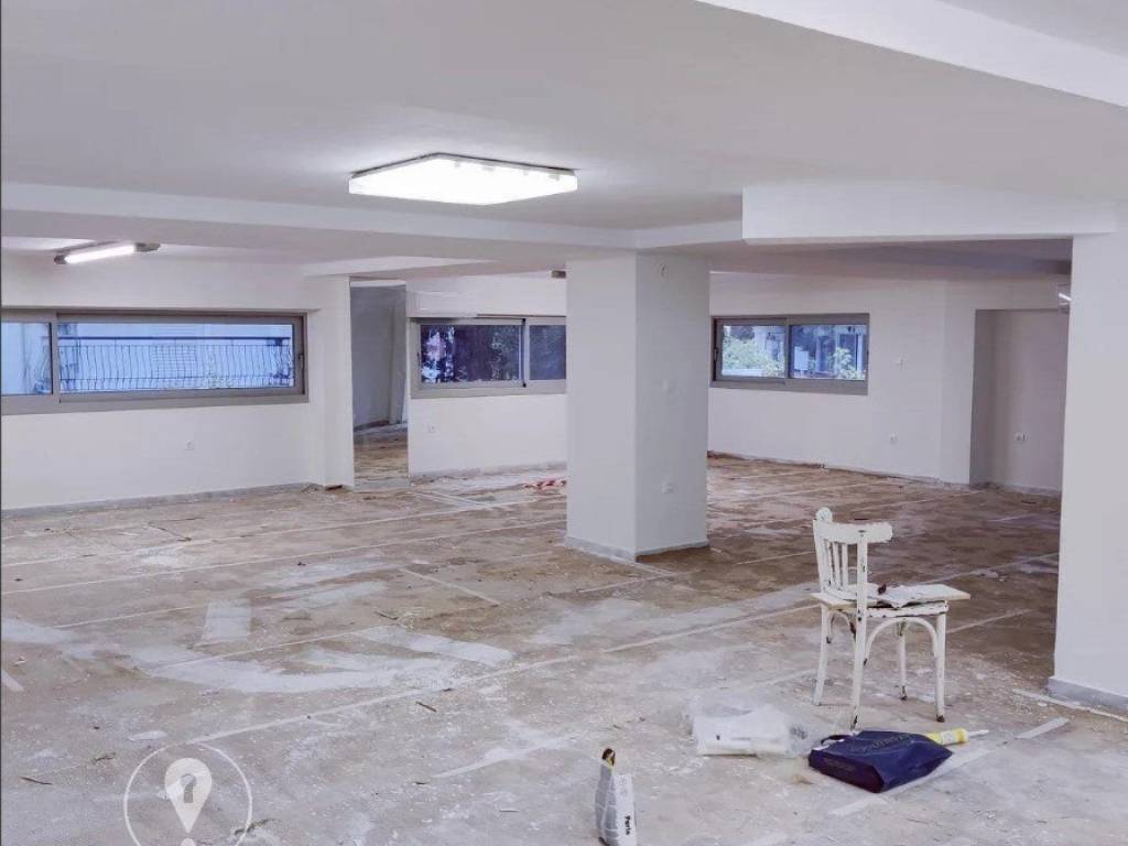 Forumland Real Estate, επαγγελματικός χώρος