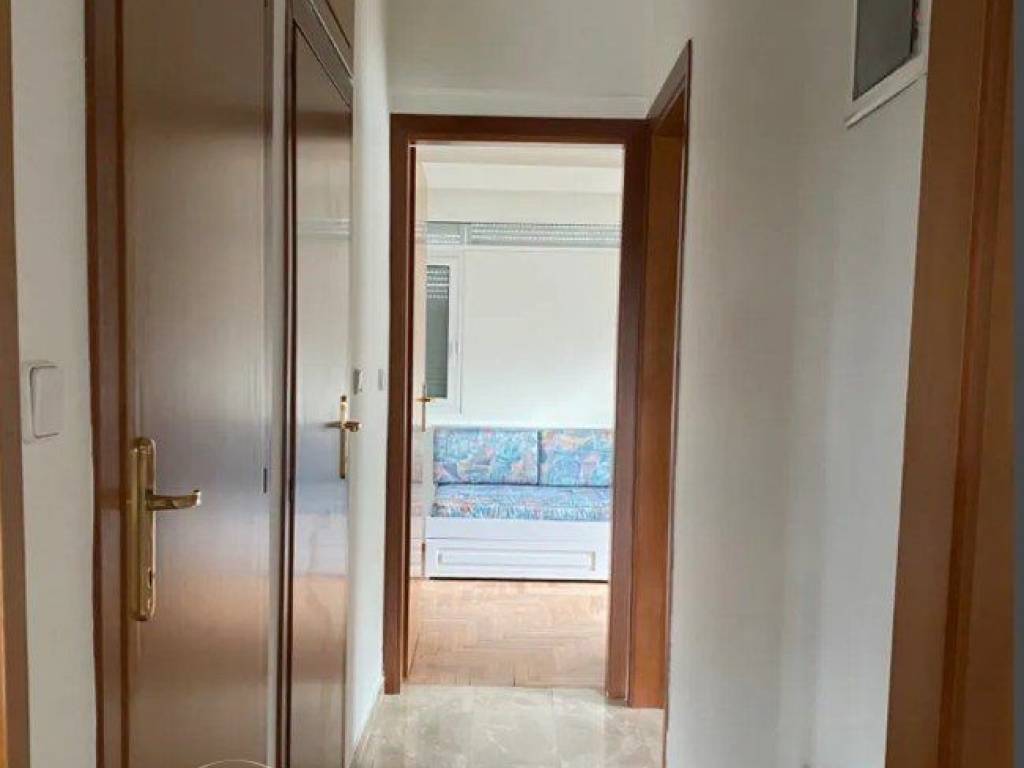 Forumland Real Estate, Διάδρομος