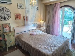 2nd FLOOR MAIN BEDROOM