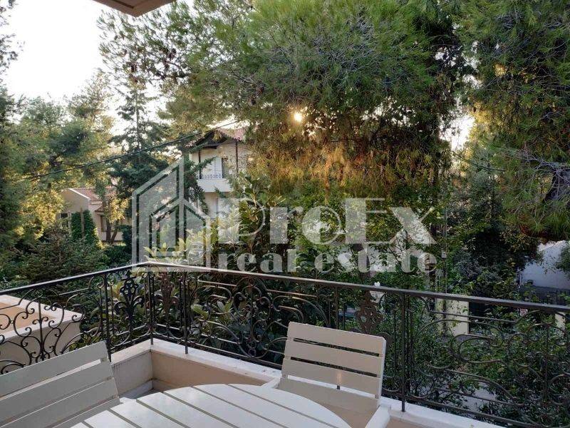 Θέα από μπαλκόνι