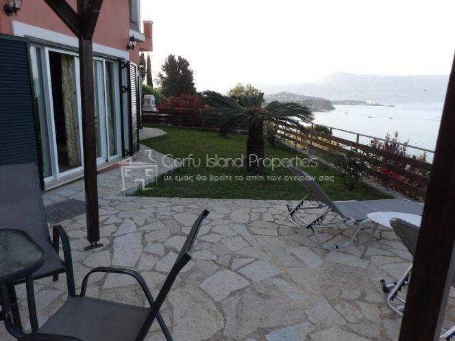 Θέα από μπαλκόνι