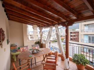 Θέα από μπαλκόνι