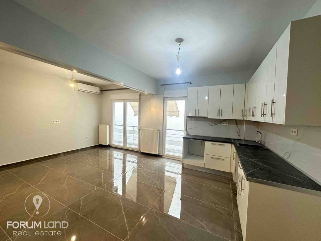 Forumland Real Estate, Σαλοκουζίνα