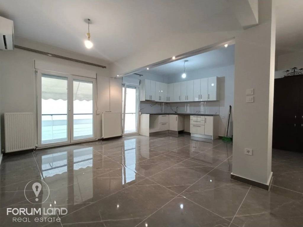 Forumland Real Estate, Σαλοκουζίνα