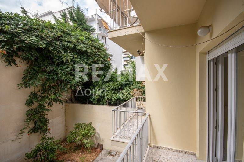 Θέα από μπαλκόνι