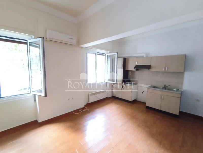 Σαλοκουζίνα