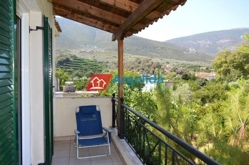 Θέα από μπαλκόνι