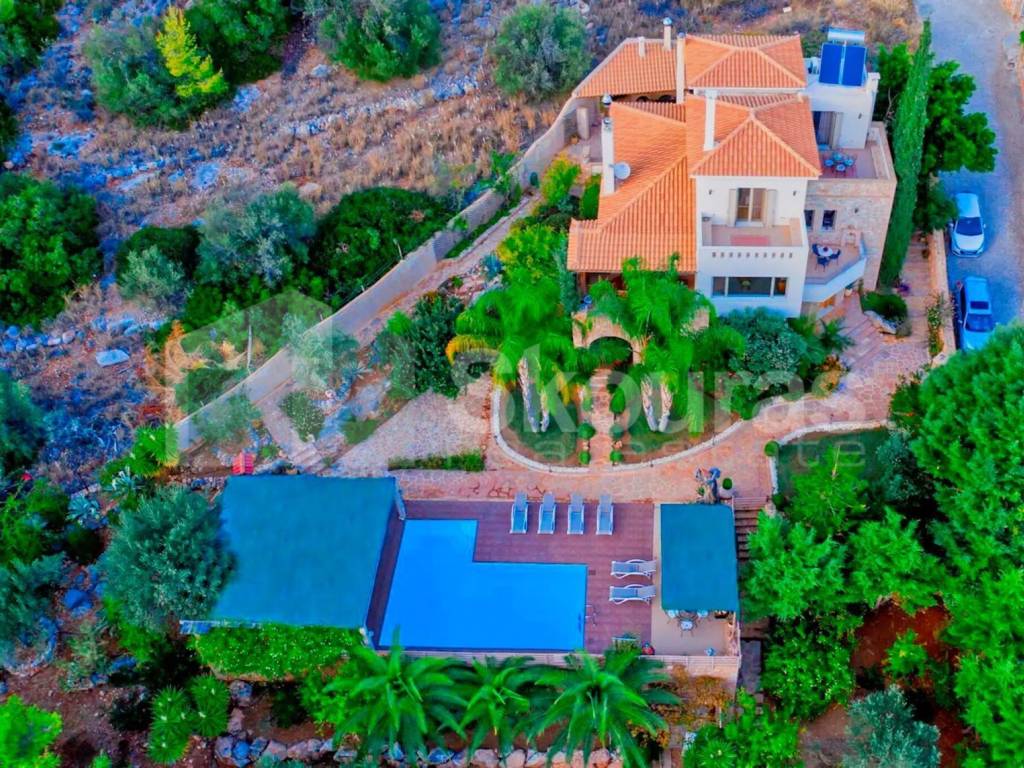 Εσωτερικοι χώροι