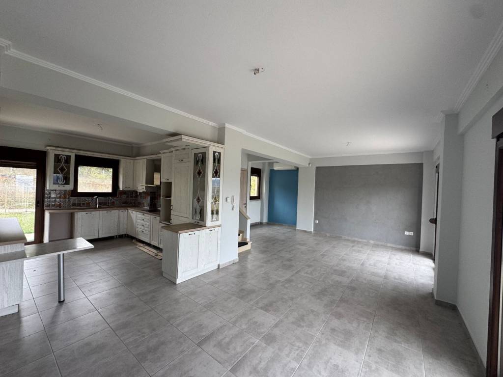 Saloni,koyzina,isogeio