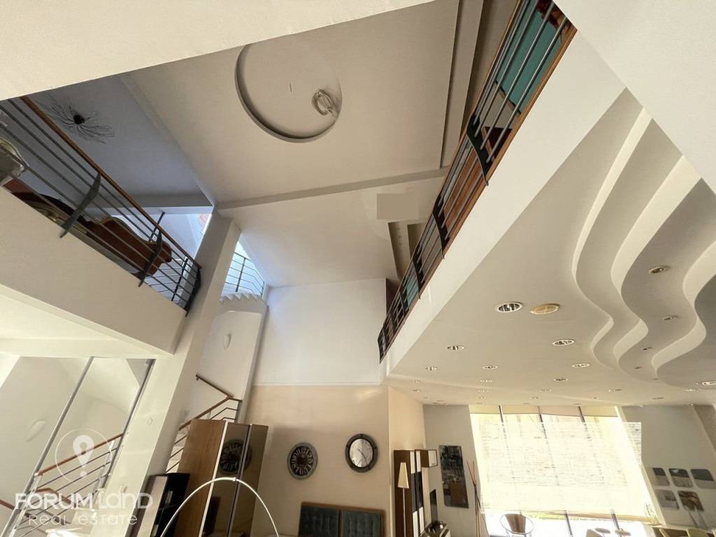 Forumland Real Estate, Εσωτερικός Χώρος