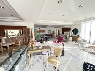 Forumland Real Estate, Εσωτερικός Χώρος