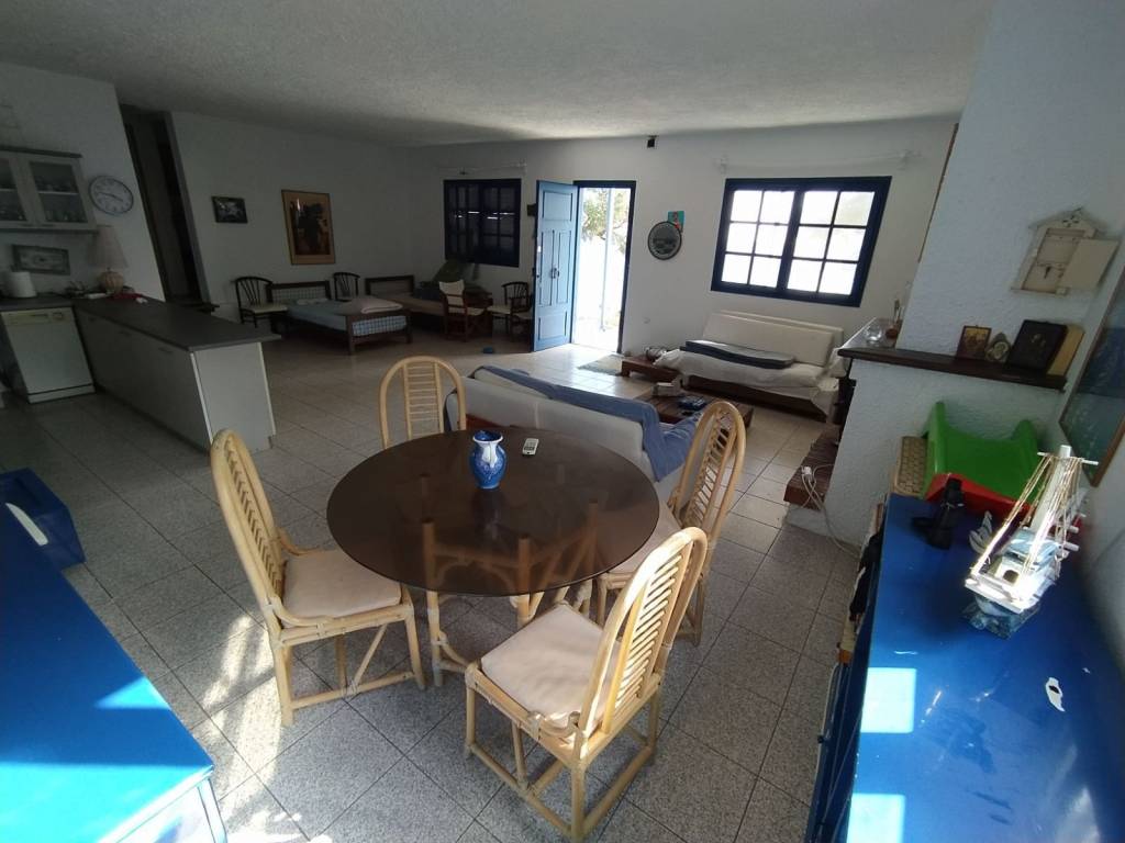 ANYPLACE ΜΕΣΙΤΙΚΕΣ ΥΠΗΡΕΣΙΕΣ