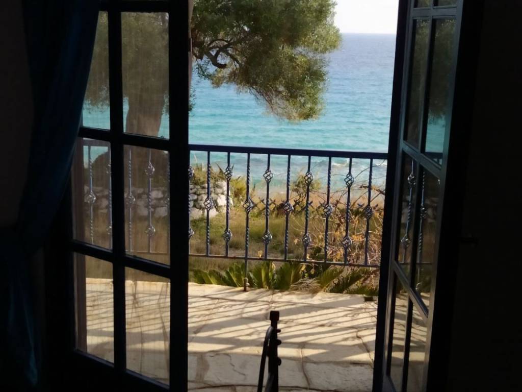 ANYPLACE ΜΕΣΙΤΙΚΕΣ ΥΠΗΡΕΣΙΕΣ