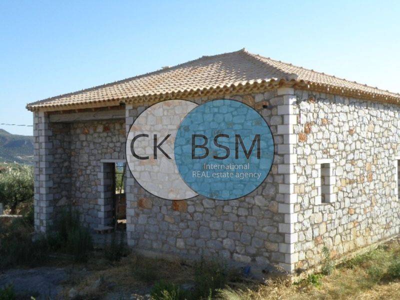 Άποψη κτιρίων / Building views