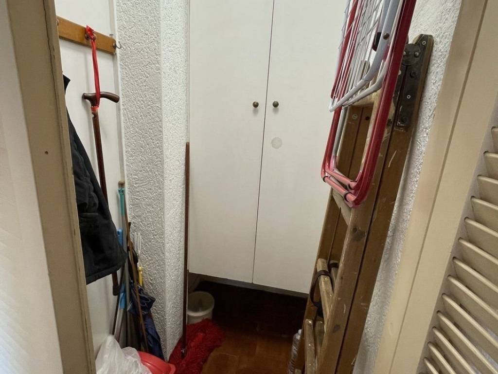 Forumland Real Estate, Αποθήκη