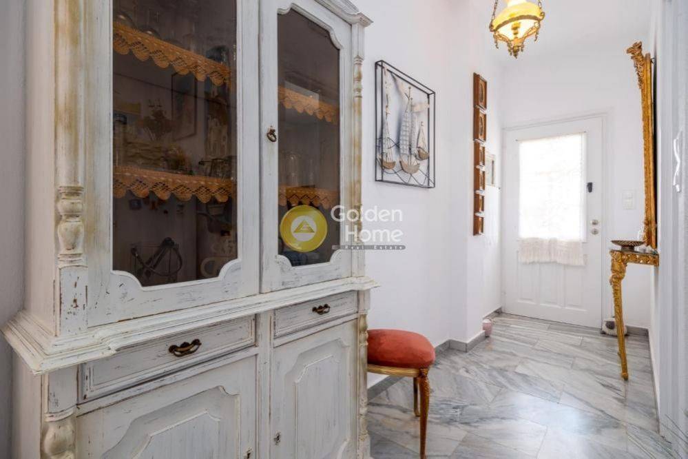 Χολ - Διάδρομος