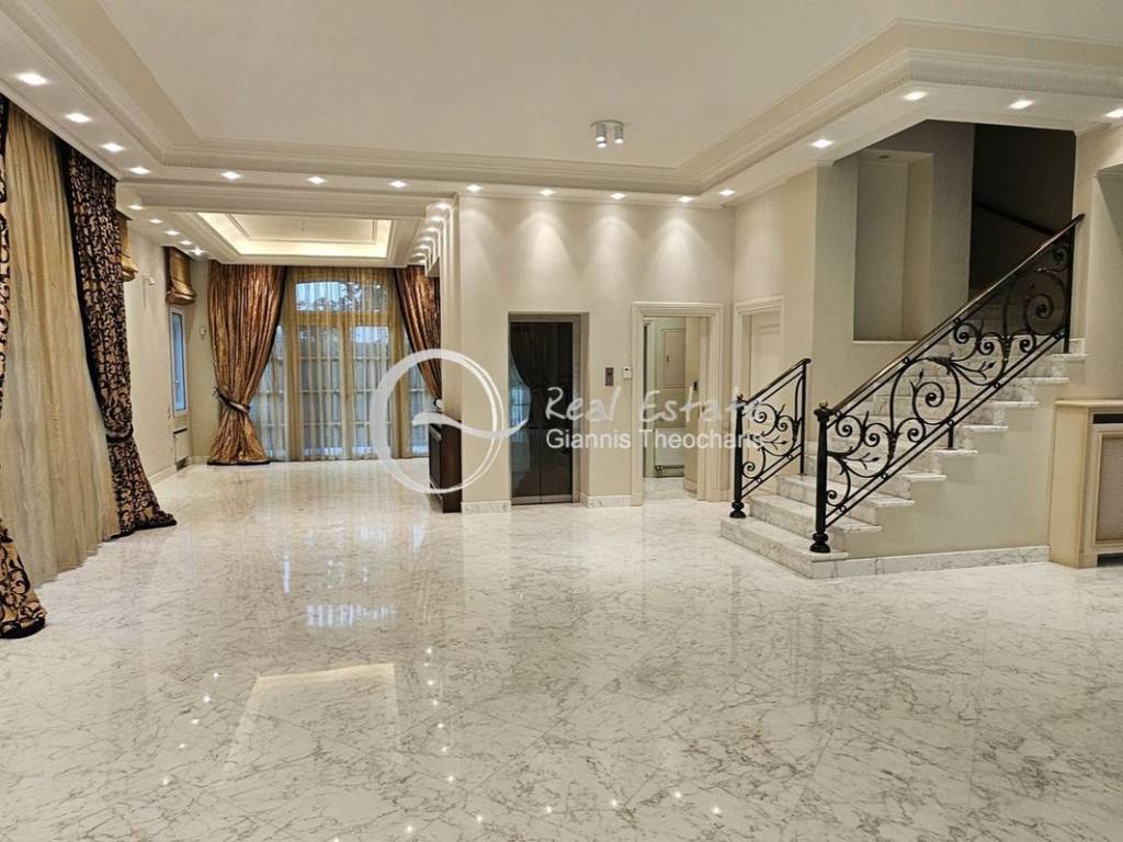 Εσωτερικοι χώροι