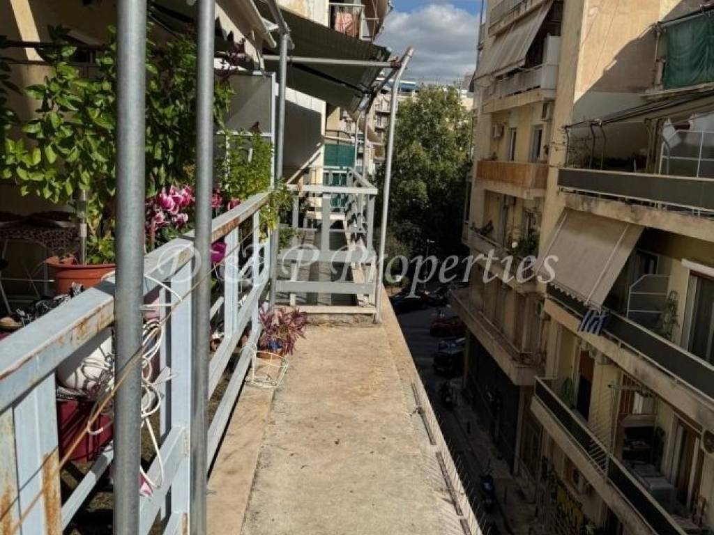 Θέα από μπαλκόνι