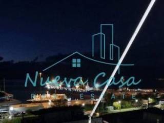 Θέα απο μπαλκόνι