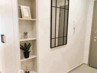 Forumland Real Estate, Είσοδος