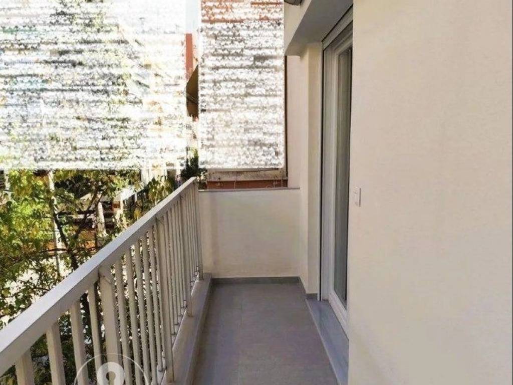 Forumland Real Estate, Βεράντες