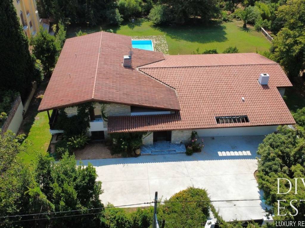 Εξωτερικοι χώροι