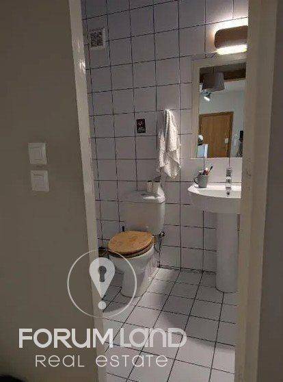 Forumland Real Estate, Μπάνιο