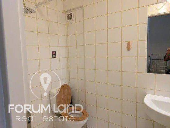 Forumland Real Estate, Μπάνιο