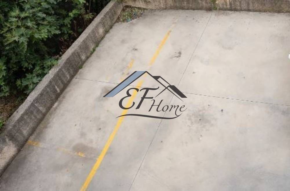 Εξωτερική θέση στάθμευσης