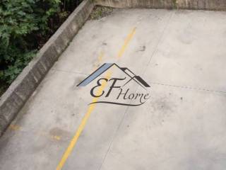 Εξωτερική θέση στάθμευσης