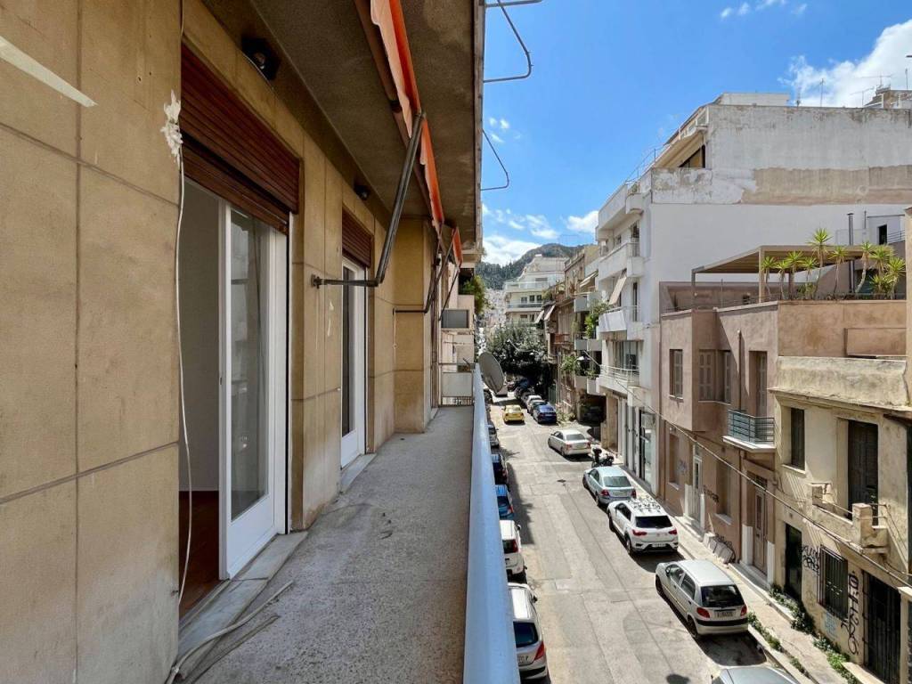 exarcheia_residential_apartment_for_rent