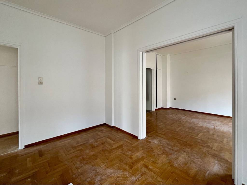exarcheia_residential_apartment_for_rent