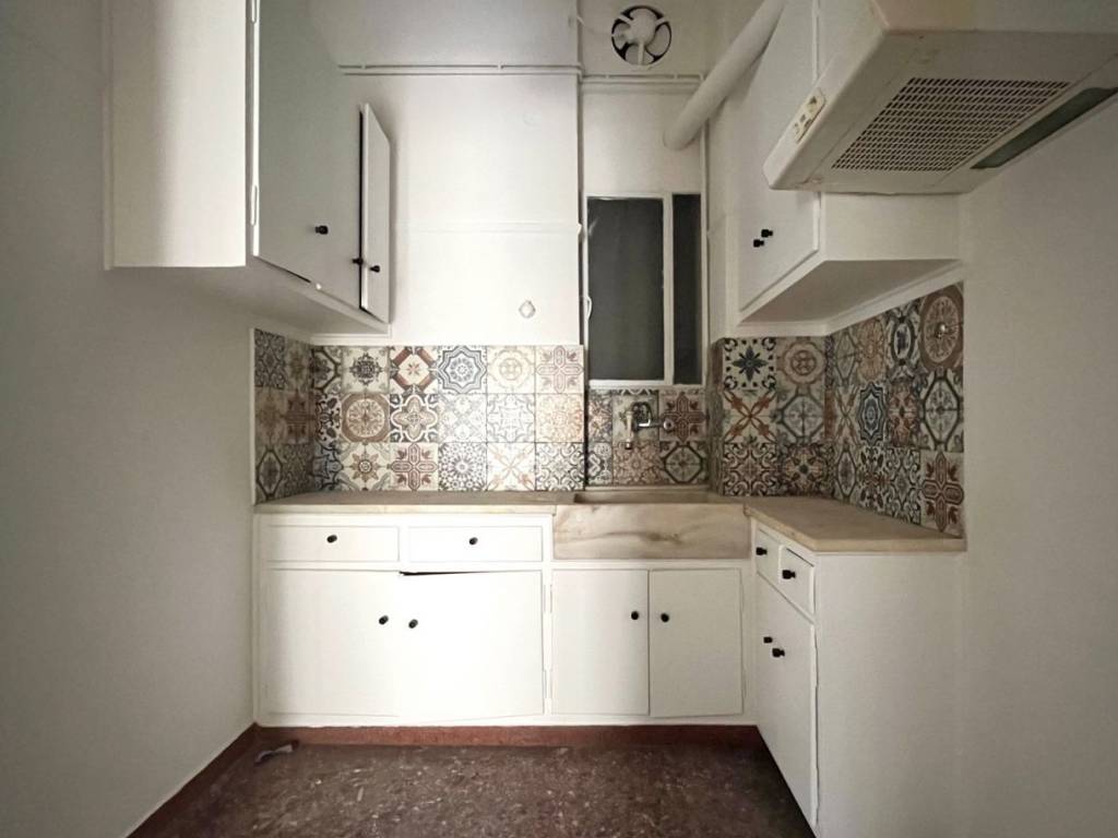 exarcheia_residential_apartment_for_rent