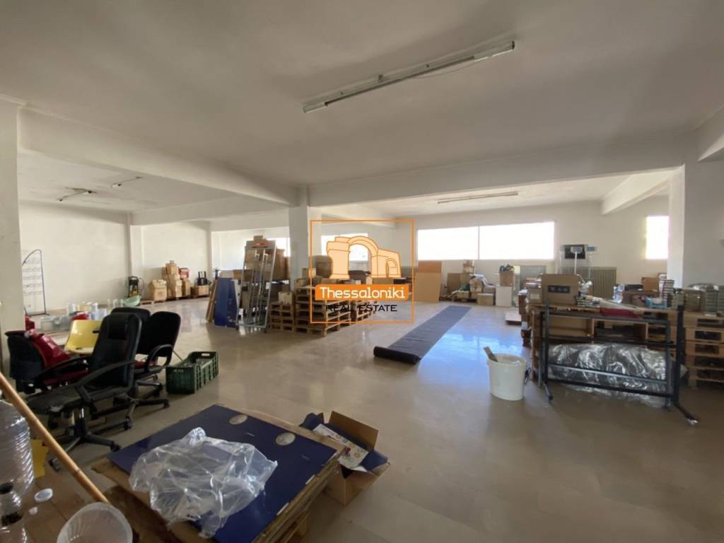 Νέα Ξυλάδικα, Αποθήκη