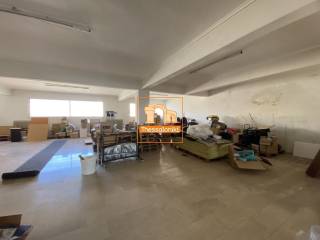 Νέα Ξυλάδικα, Αποθήκη