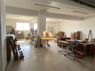 Νέα Ξυλάδικα, Αποθήκη