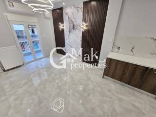 Σαλοκουζίνα