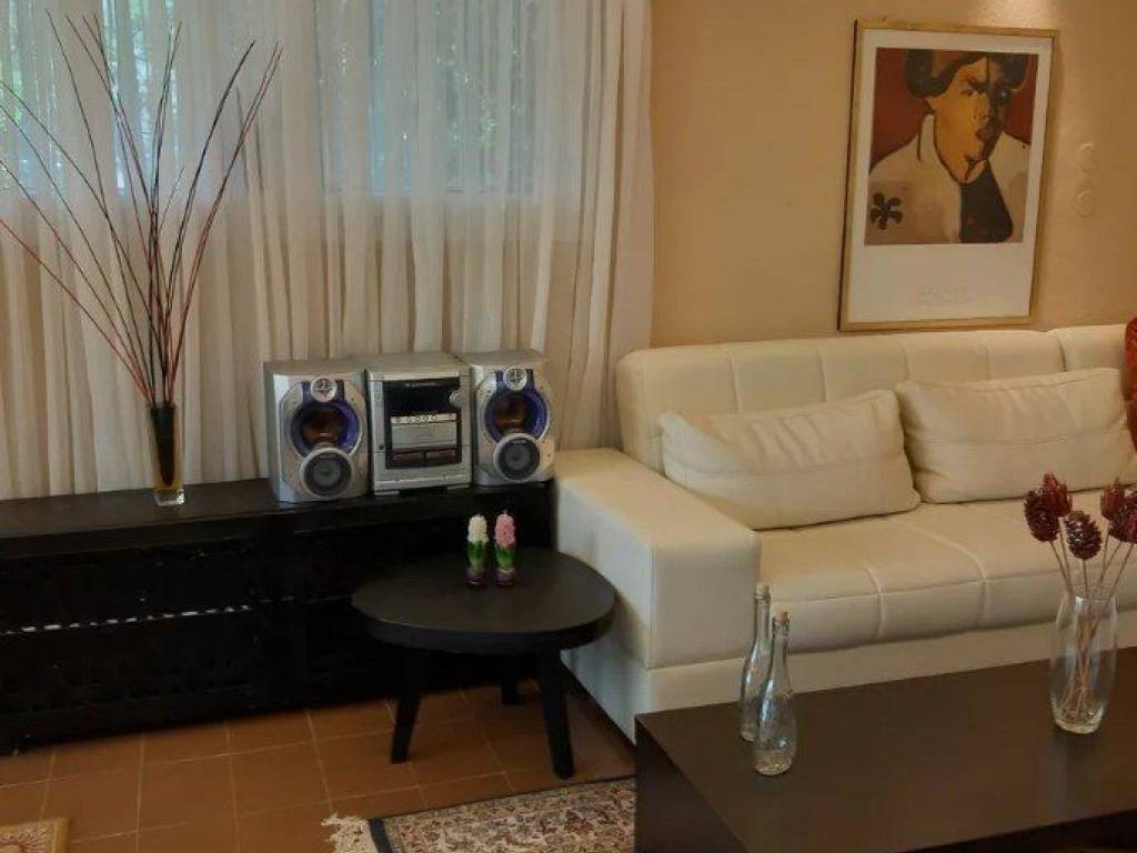 Forumland Real Estate, Καθιστικό